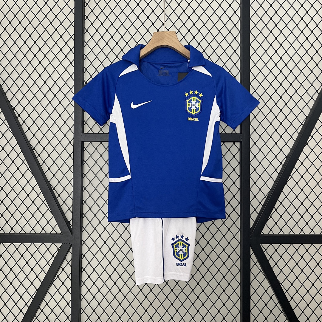 kids Brazil 2002 away size: 16-28 9