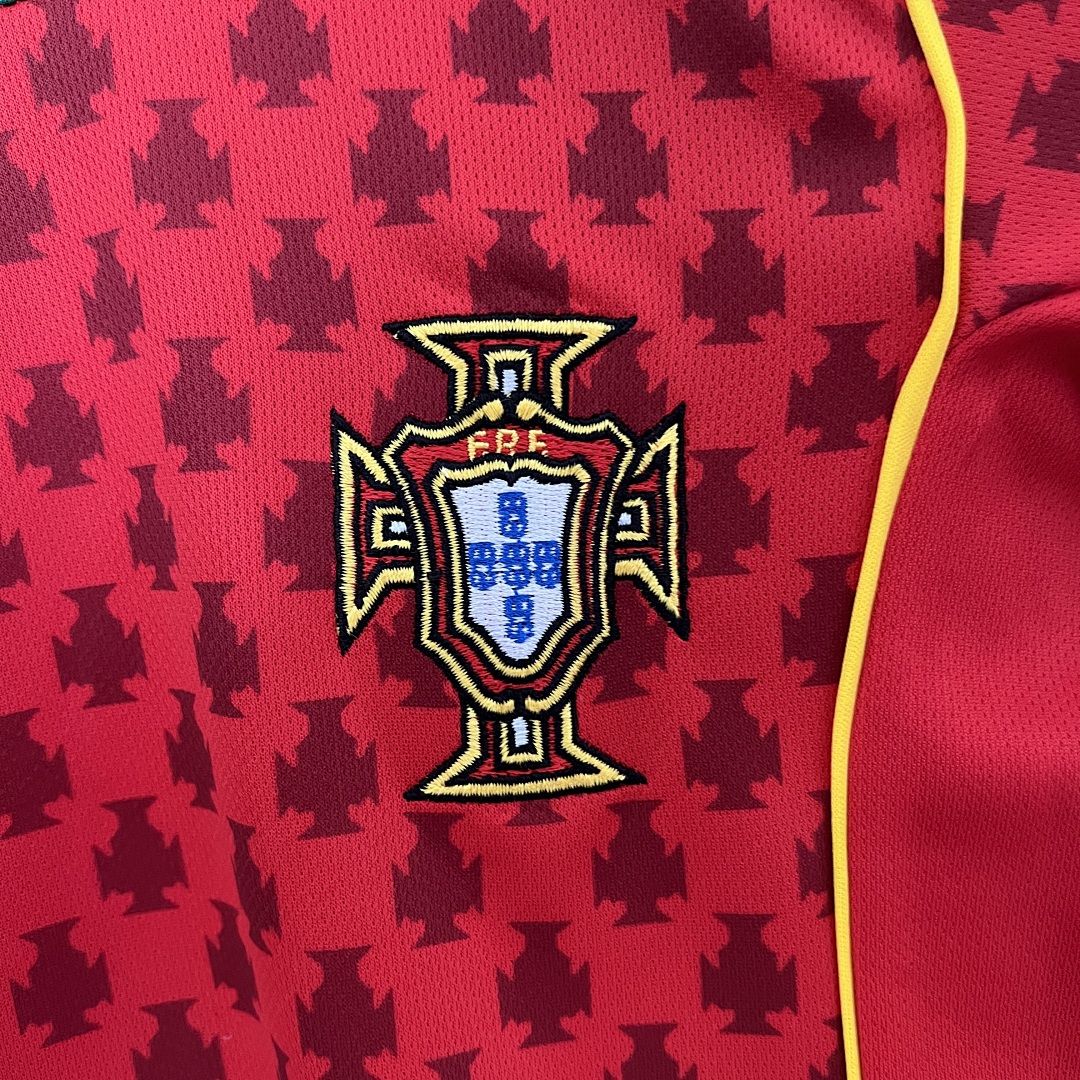 kids Portugal 2004 Home size: 16-28 6