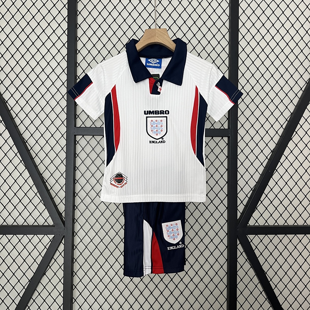 kids England 1998 Home size: 16-28 4