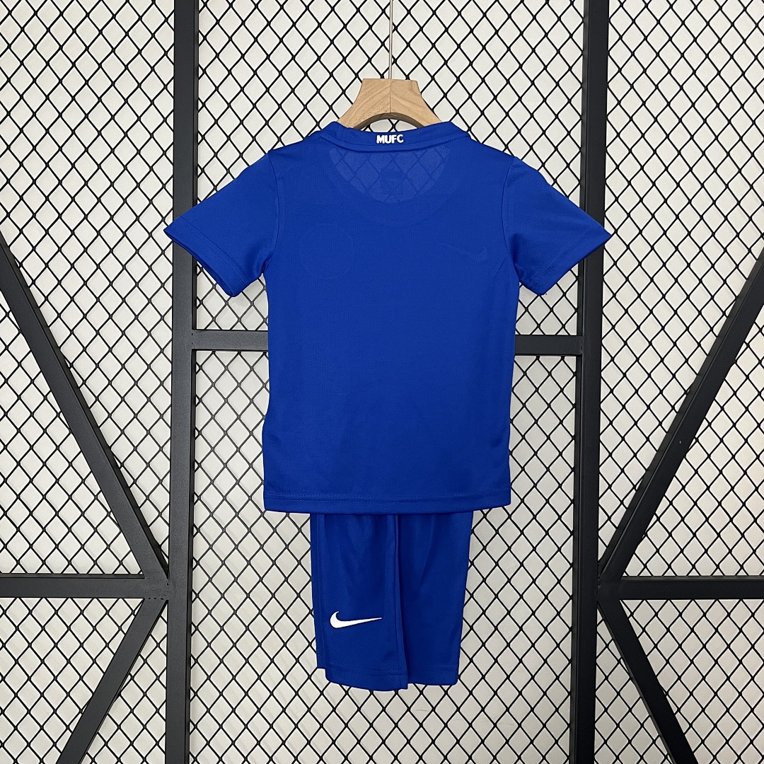 kids M-U 08/09 away size: 16-28 8