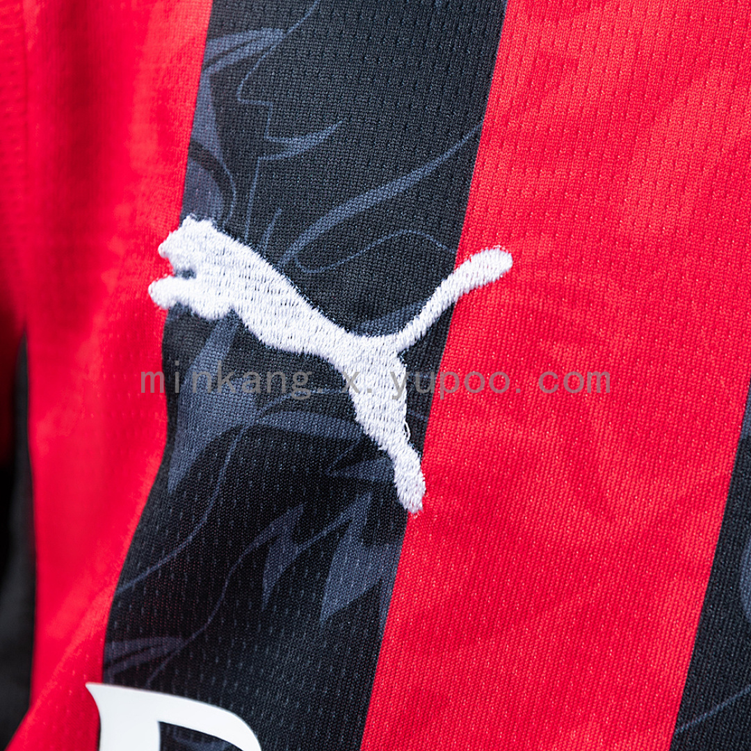 25/26 kids AC Milan home size: 16-28 5