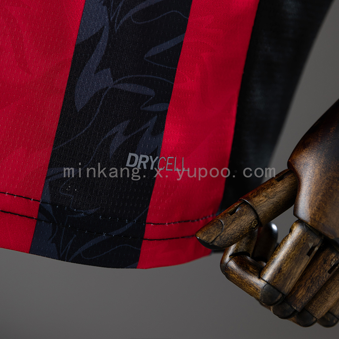 25/26 kids AC Milan home size: 16-28 9