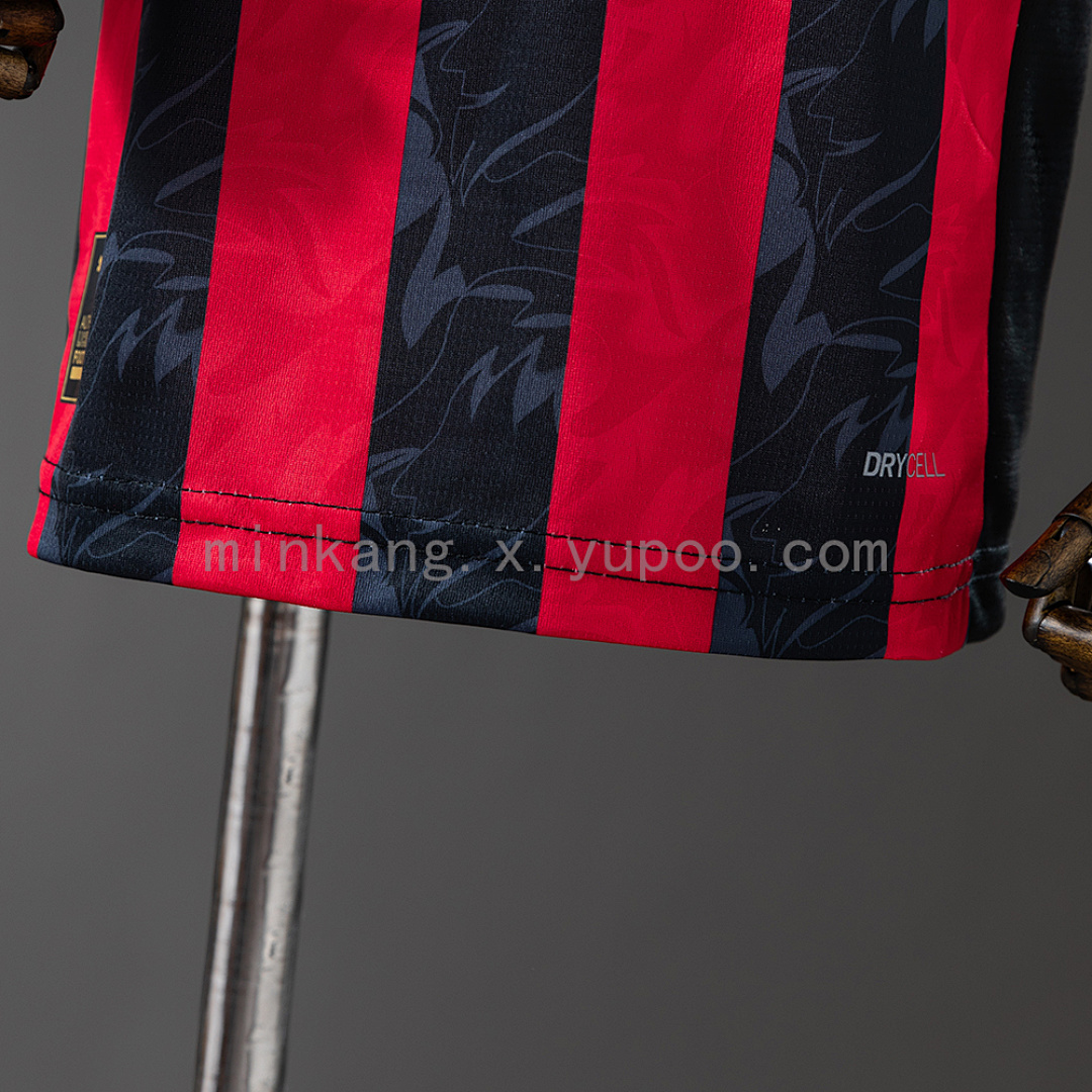 25/26 kids AC Milan home size: 16-28 10