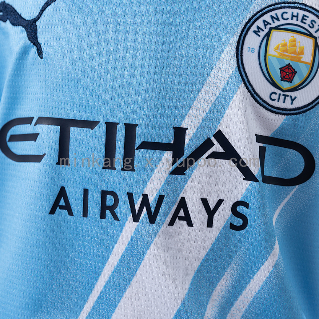 25/26 kids Manchester City home size: 16-28 7