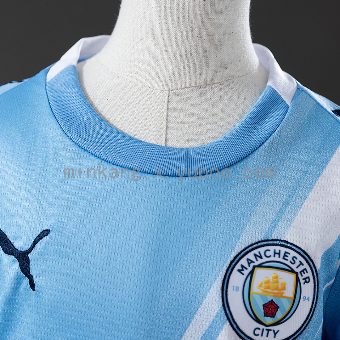 25/26 kids Manchester City home size: 16-28 6
