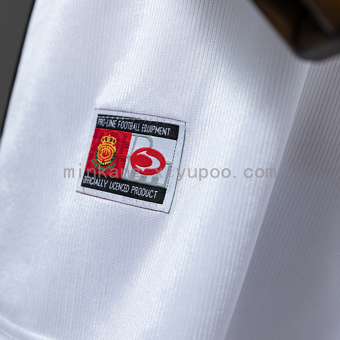 Retro Mallorca 01/02 White S-XXL 2