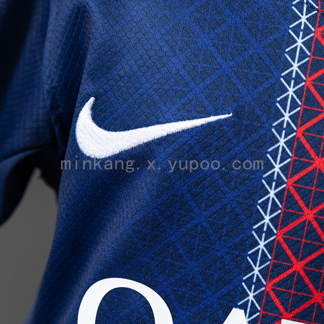 25/26 kids PSG home size: 16-28 5