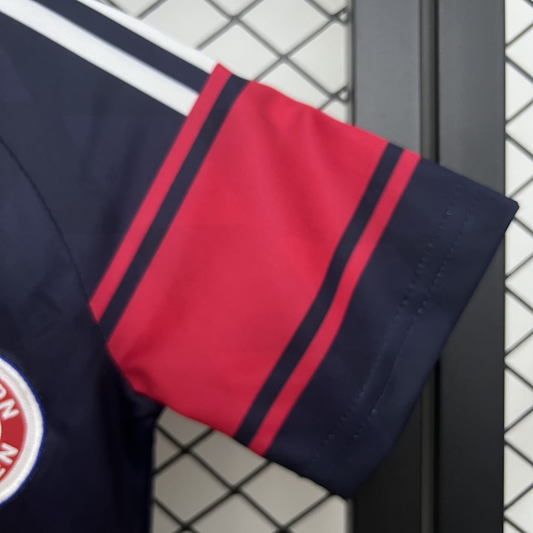 kids Bayern Munich 97/99 Home size: 16-28 3
