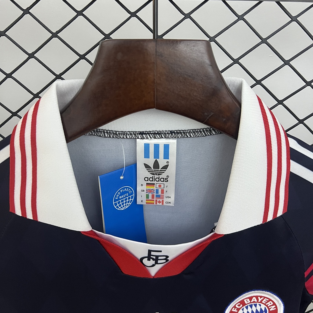 kids Bayern Munich 97/99 Home size: 16-28 7