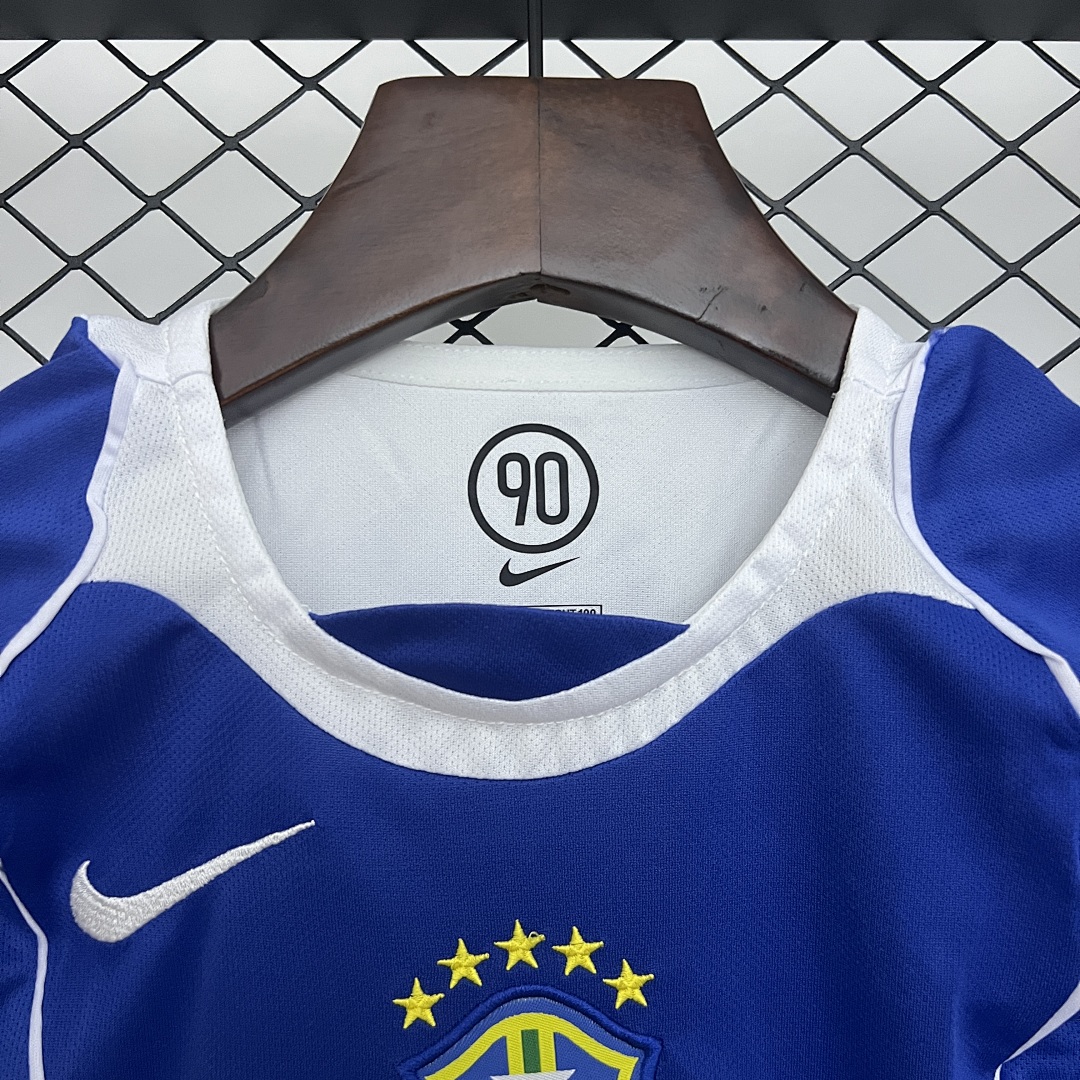 kids Brazil 2004 away size: 16-28 7