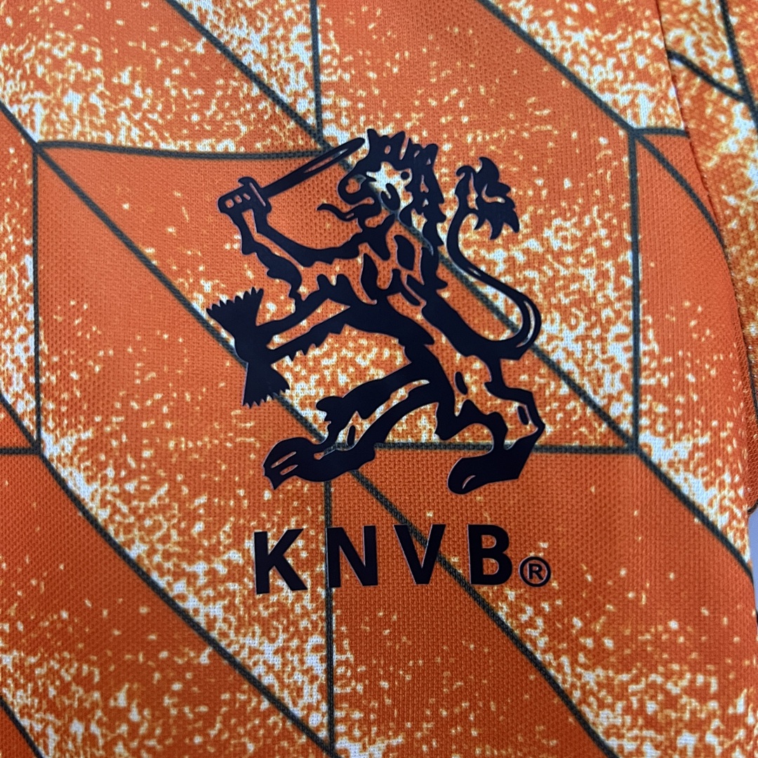 kids Netherlands 1988 home size: 16-28 14