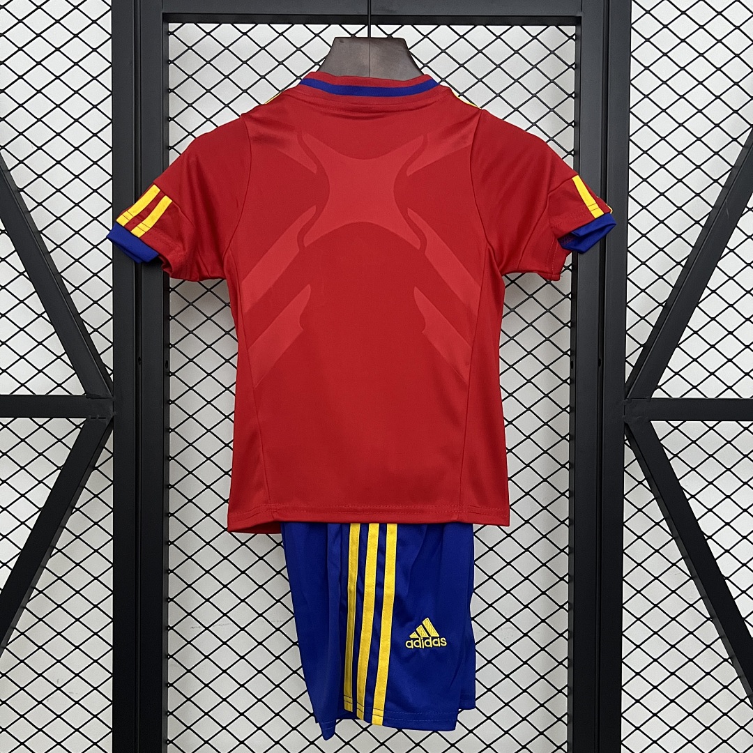 kids Spain 2010 home size: 16-28 3