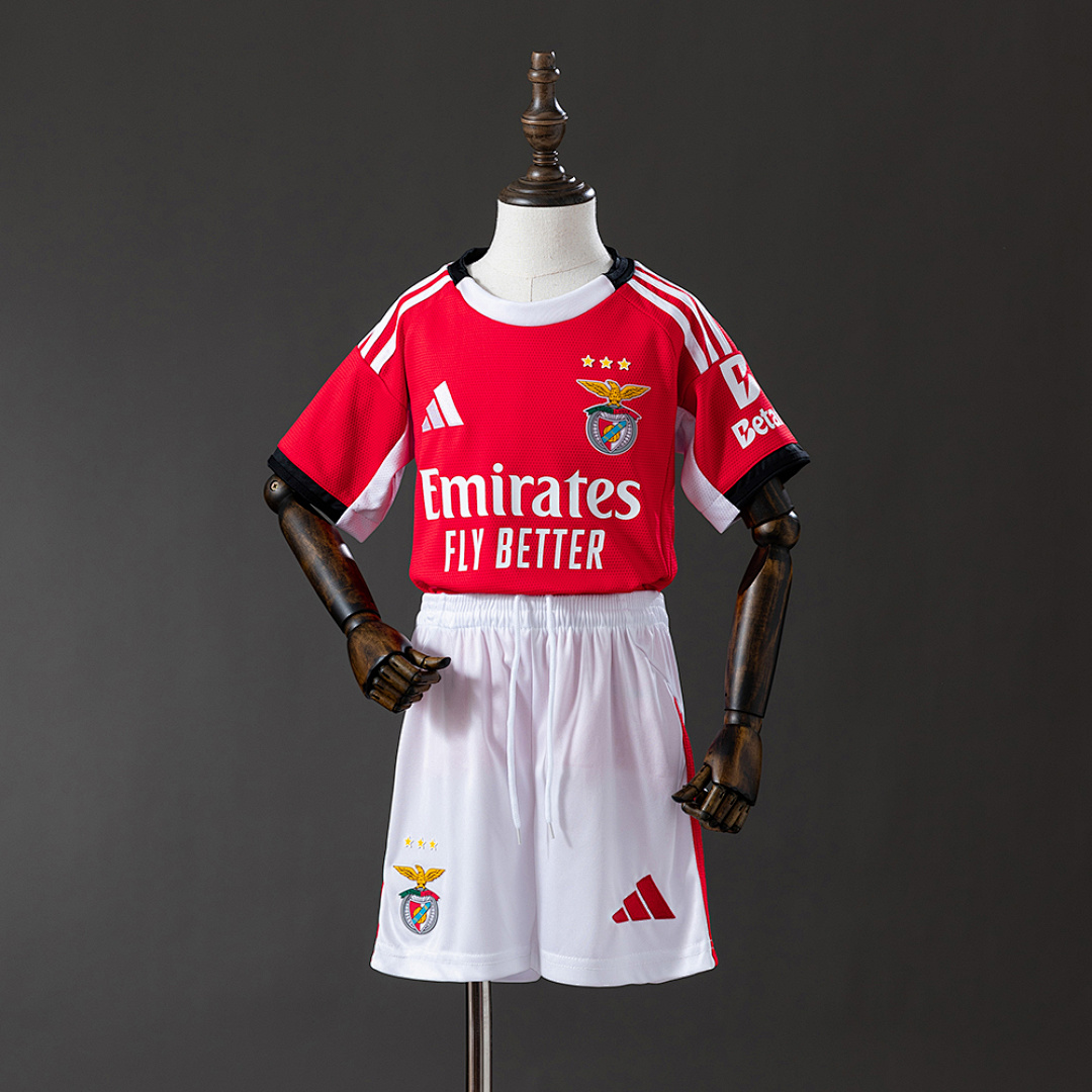 25/26 Kids Benfica Home Size: 16-28 2