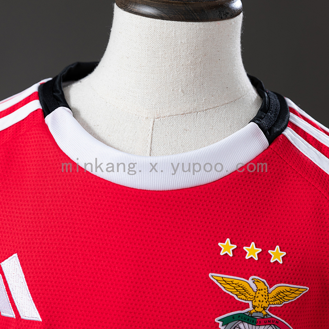 25/26 Kids Benfica Home Size: 16-28 6