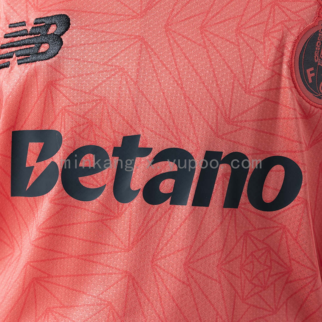 25/26 Kids Porto Away Size: 16-28 7