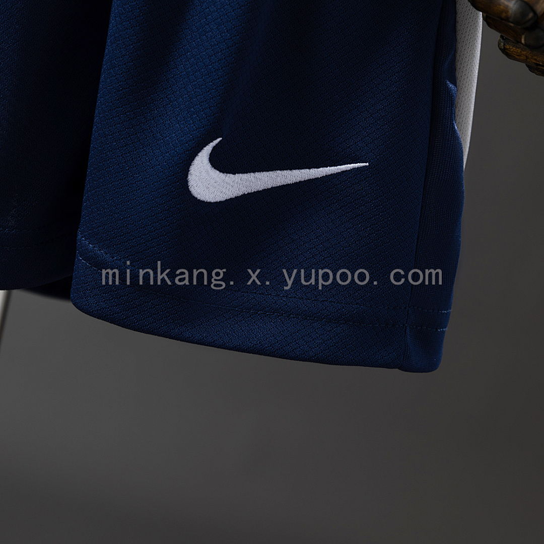 25/26 Kids Tottenham Home Size: 16-28 2