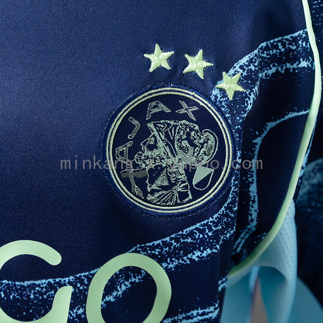 25/26 Kids Ajax away Size: 16-28 6