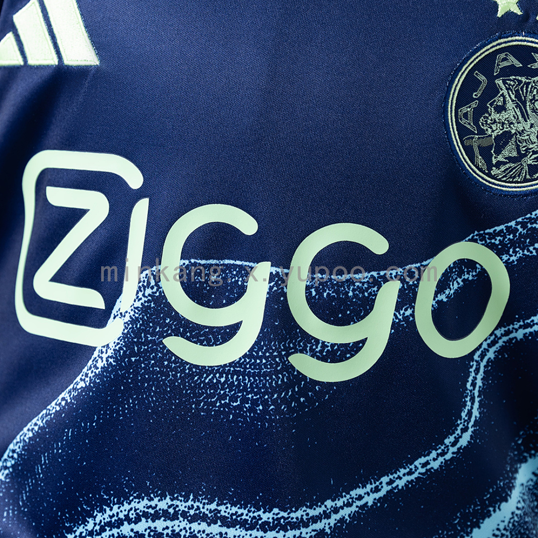 25/26 Kids Ajax away Size: 16-28 7