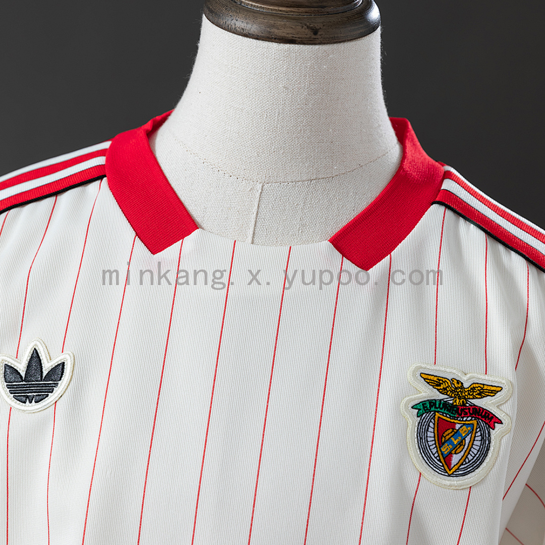 25/26 Benfica Retro Special Edition Size: 16-28 7
