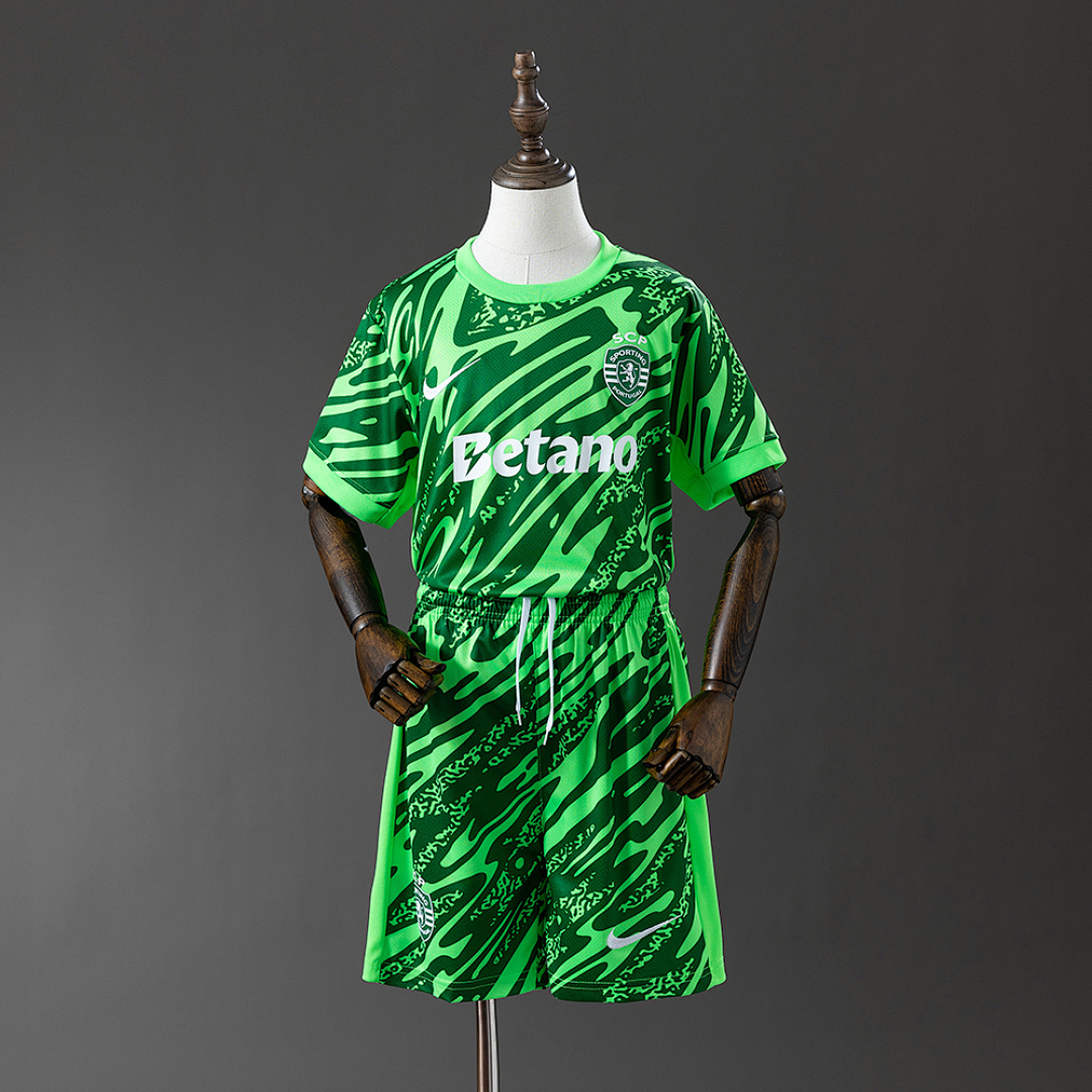 25/26 Sporting Lisbon Goalkeeper Green Size: 16-28