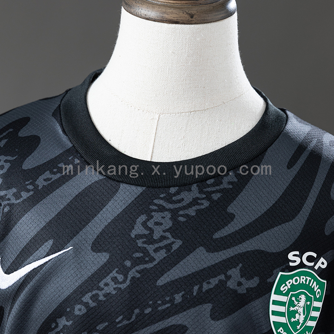 25/26 Sporting Lisbon Goalkeeper Black Size: 16-28 8