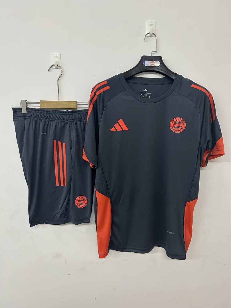 25/26 Bayern Munich training uniform black gray S-3XL 2
