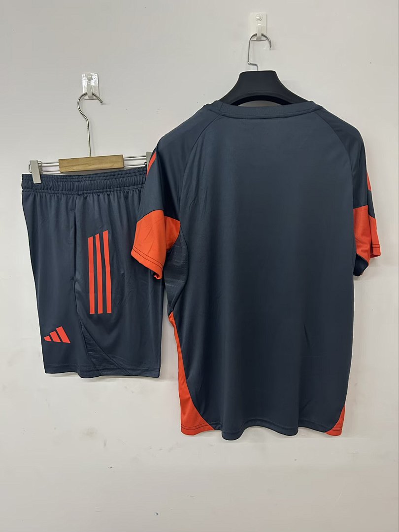 25/26 Bayern Munich training uniform black gray S-3XL 3