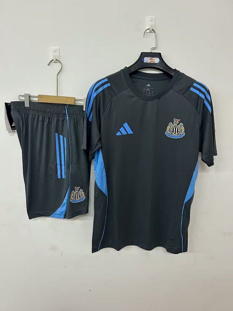 25/26 Newcastle United training jersey grey S-3XL 3