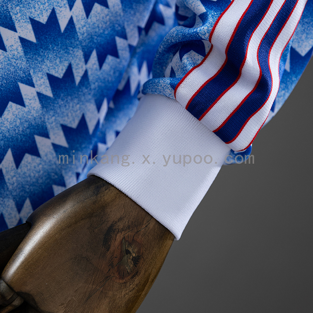 Retro Long Sleeve M-U 90/92 Away S-XXL 8