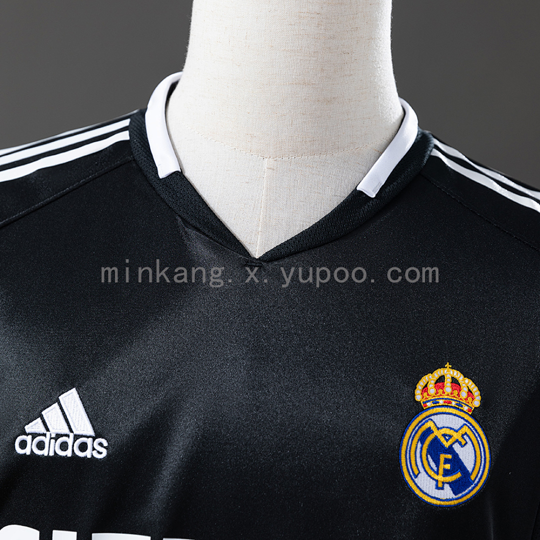 Real Madrid 04/05 Third away Retro Jersey S-XXL 7