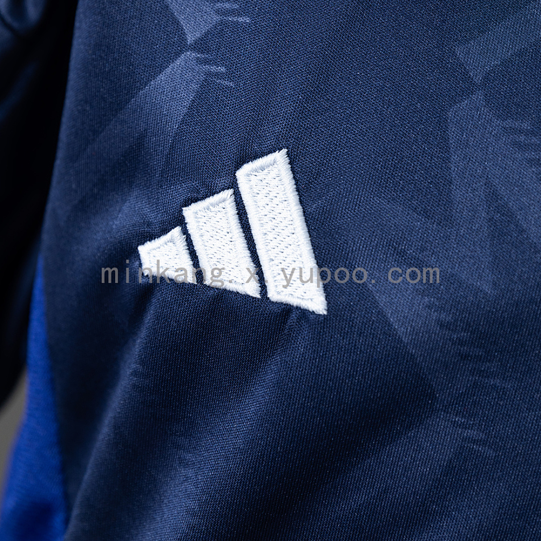 M-U 24/25 Away kids kit Jersey SZIE 16-28 5