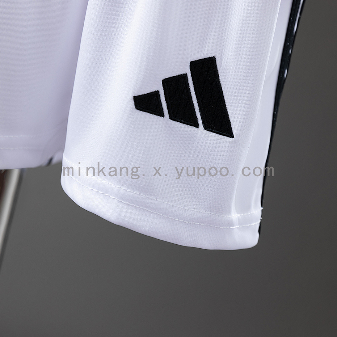 M-U 25/26 Home kids kit Jersey SIZE16-28 12