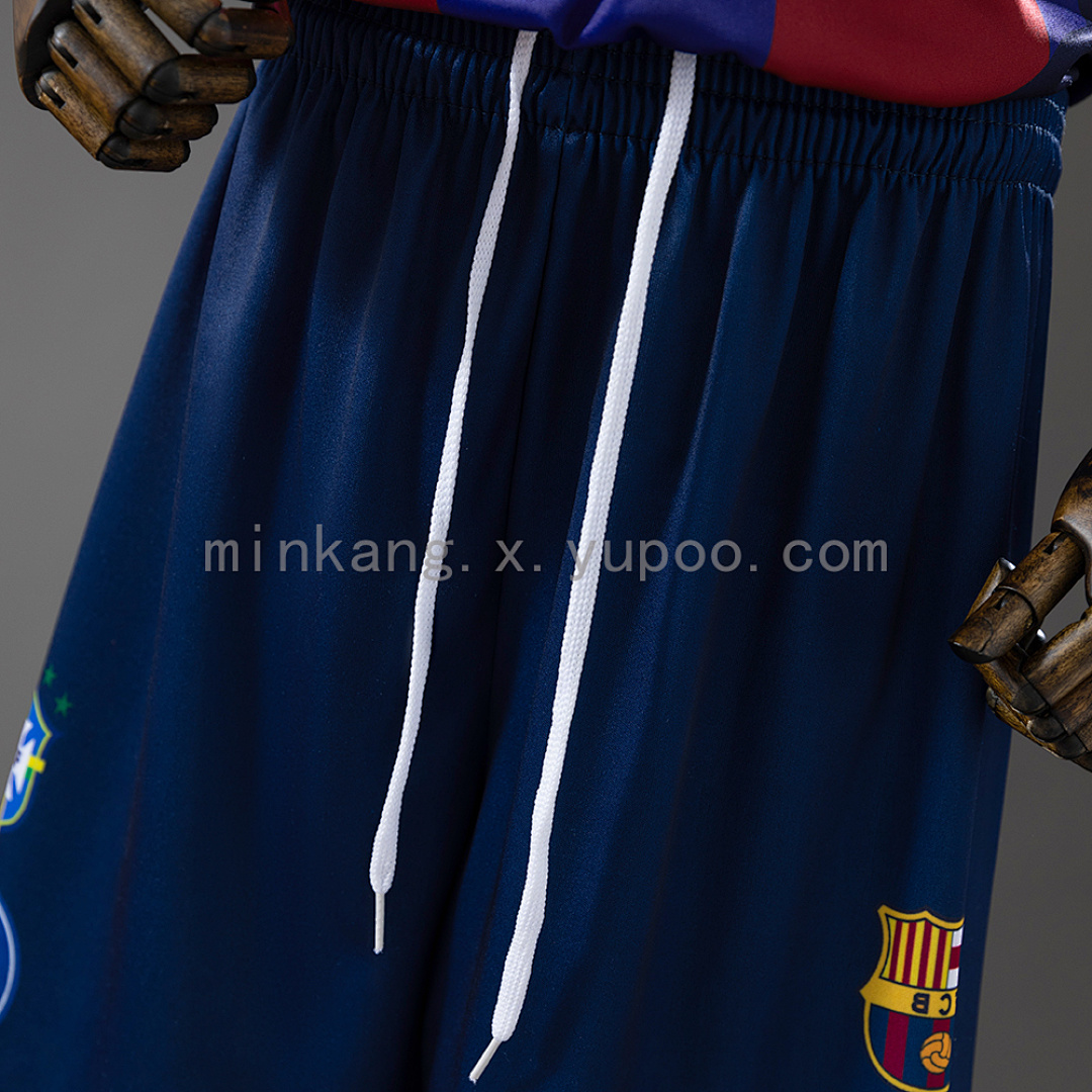 Messi 25/26 Commemorative kids kit Jersey SIZE 16-28 3