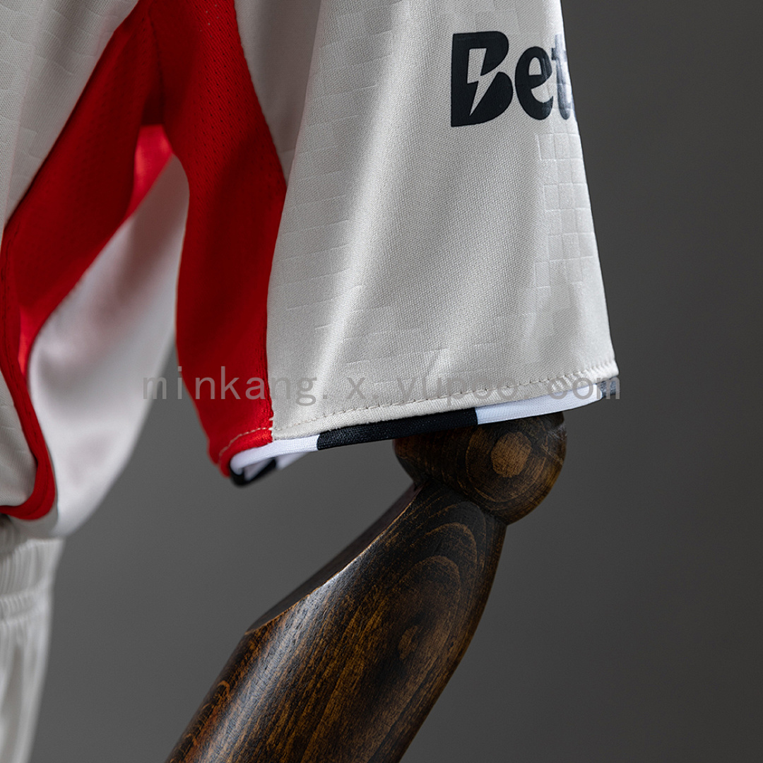 Benfica 25/26 Kids Kit Away Jersey Size：16-28 5