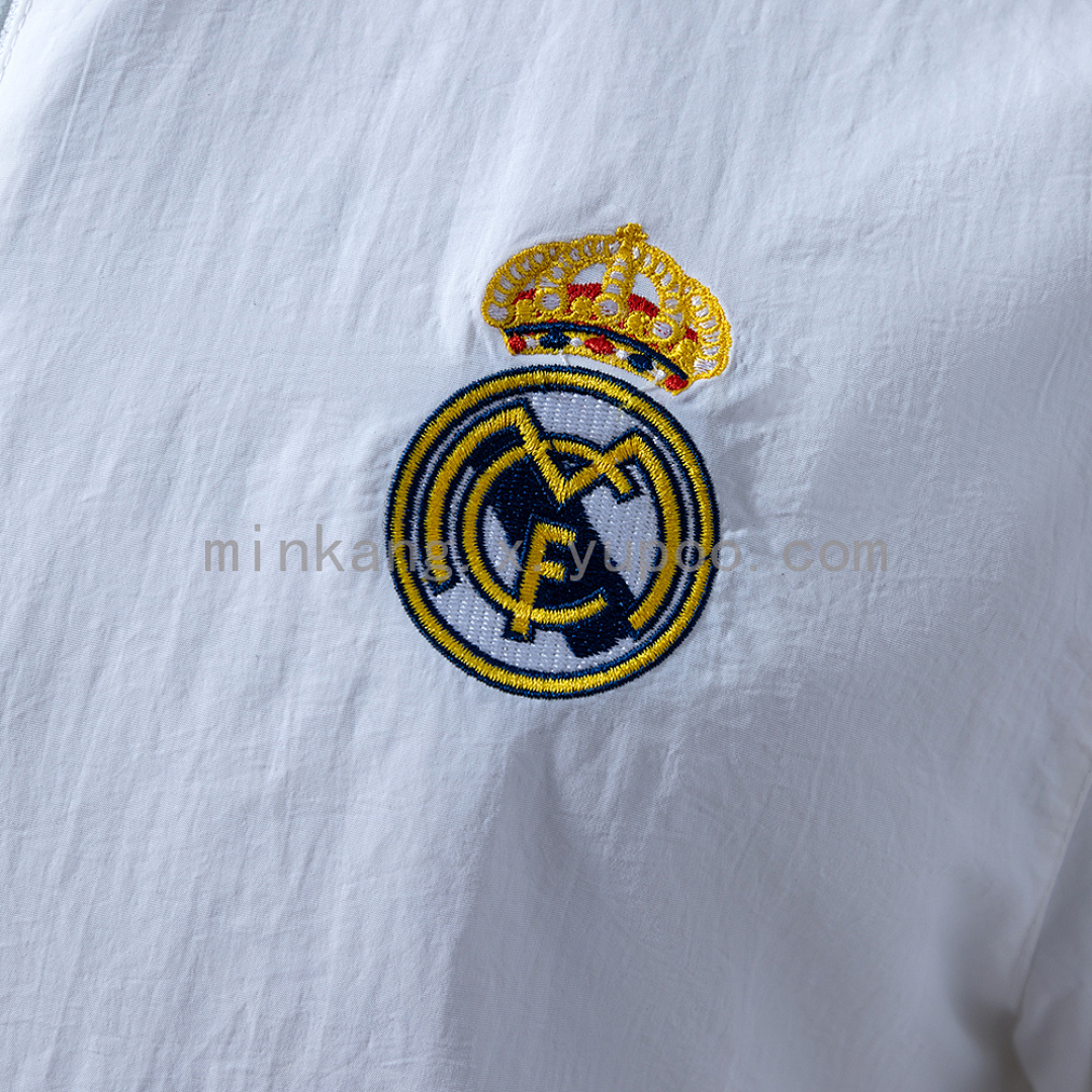 25/26 Real Madrid Trench Coat Reversible S-3XL 10