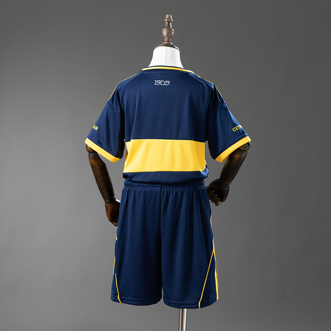 Boca Juniors 25/26 Home Kids Size: 16-28 11
