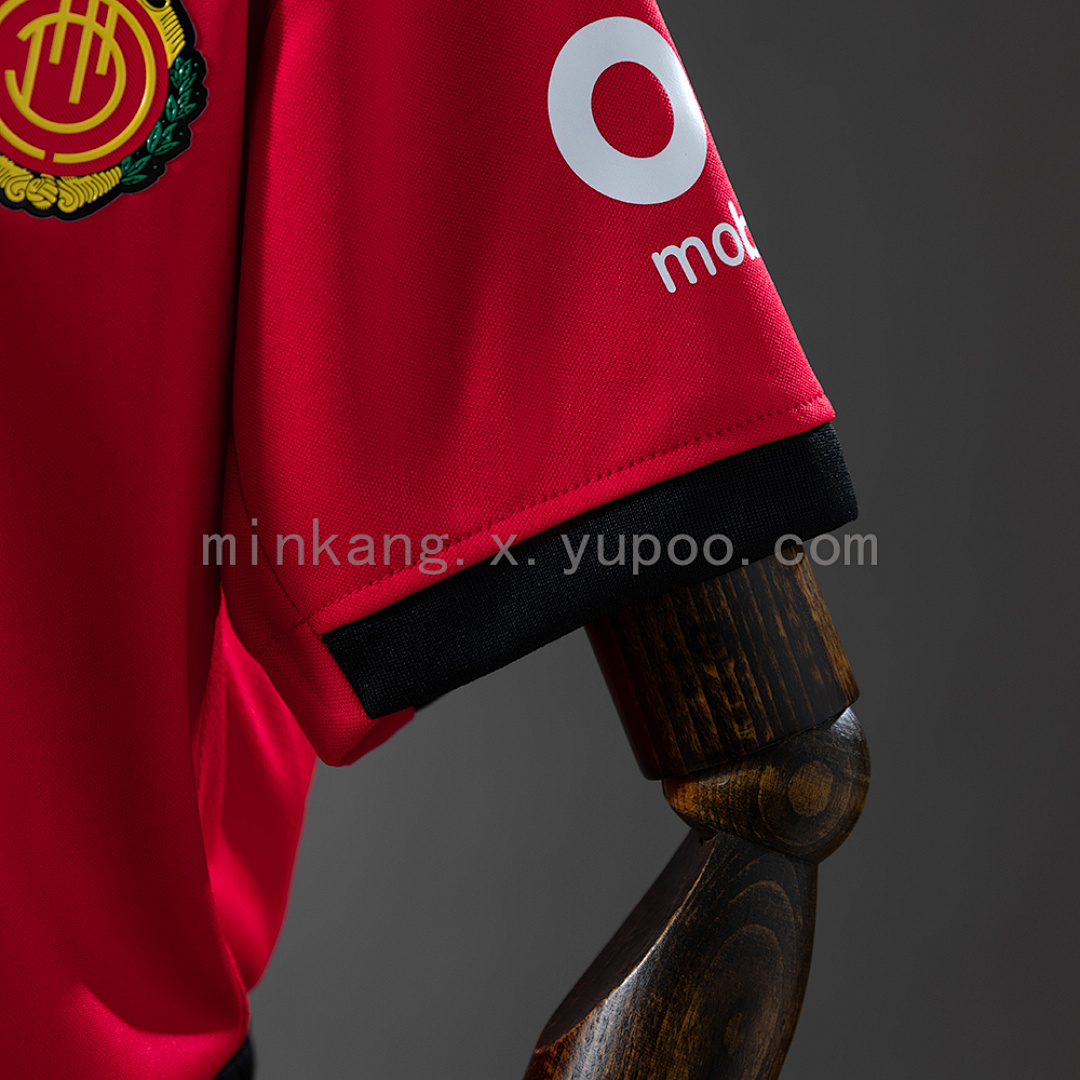 Mallorca 25/26 Home Kids Size: 16-28 4