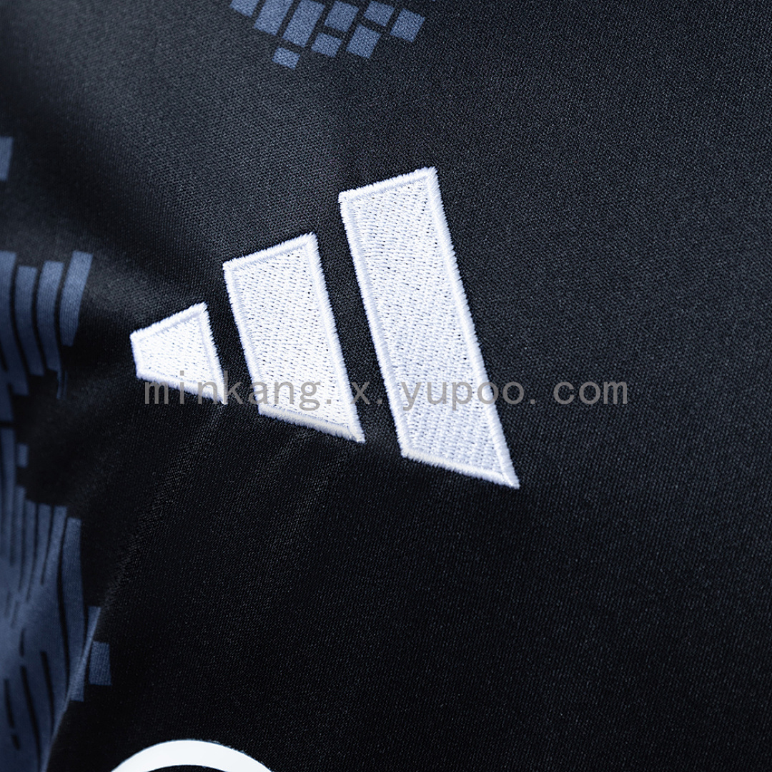 Frankfurt 25/26 Third Jersey S-XXL 4