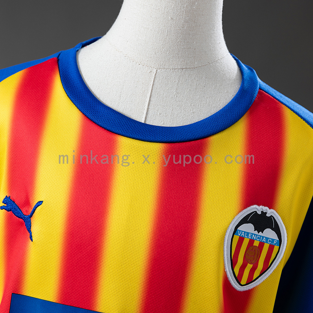 Valencia 25/26 Third Away Kids Jersey SIZE:16-28 8