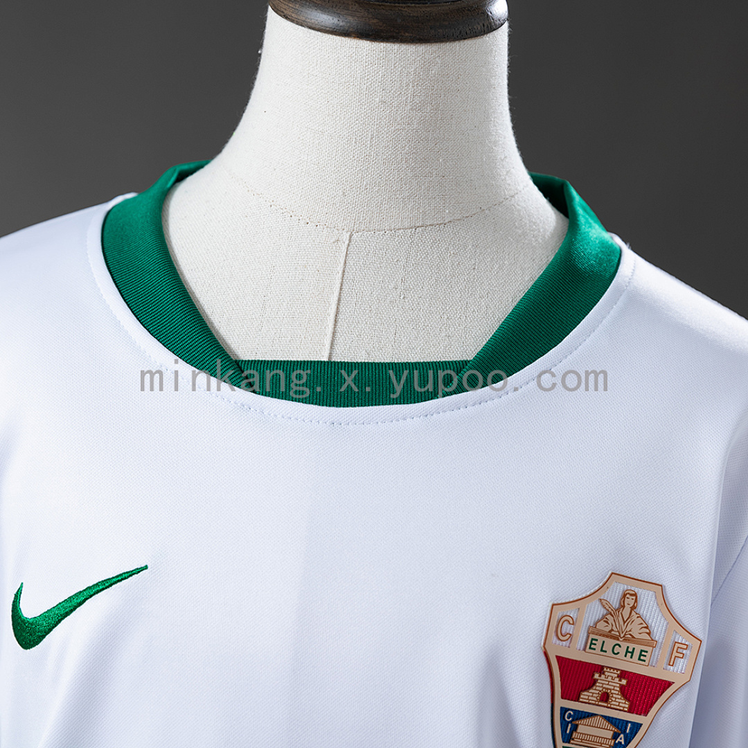 Elche 25/26 Home Kids Kit Jersey SIZE 16-28 10