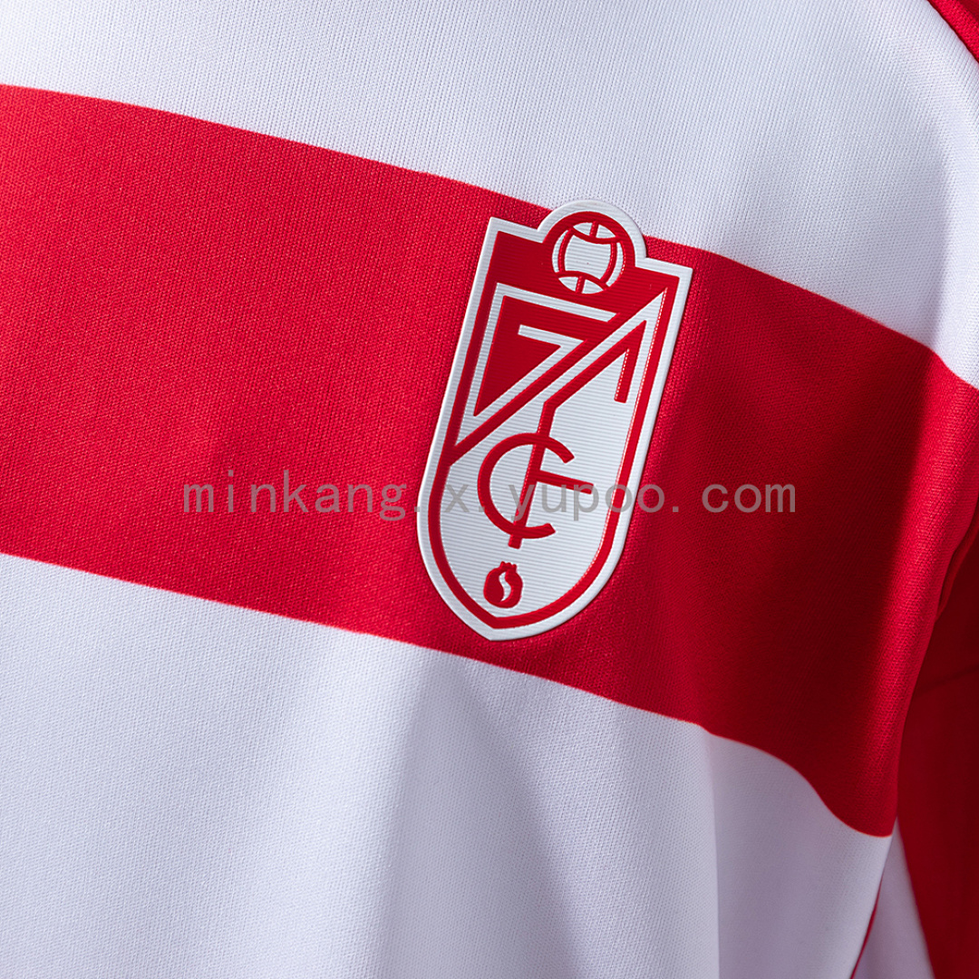 Granada 25/26 Home Kids Kit Jersey SIZE 16-28 8