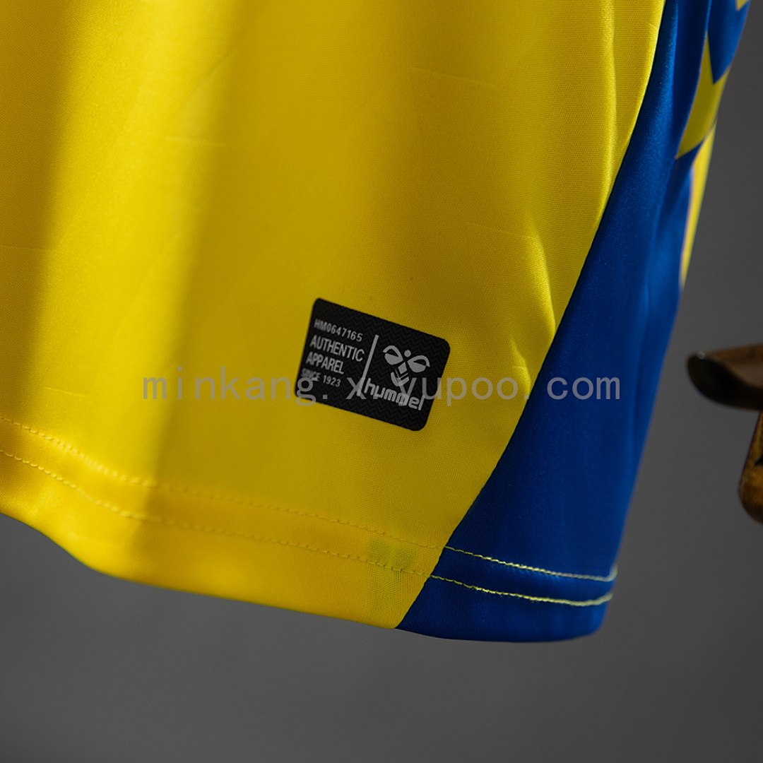 Las Palmas 25/26 Home Kids Kit Jersey SIZE 16-28 12