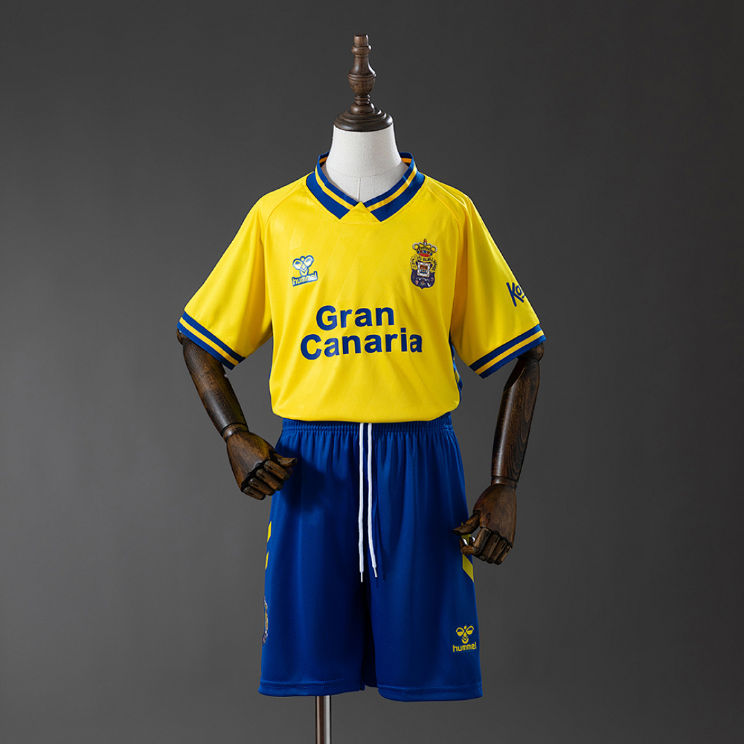 Las Palmas 25/26 Home Kids Kit Jersey SIZE 16-28 3