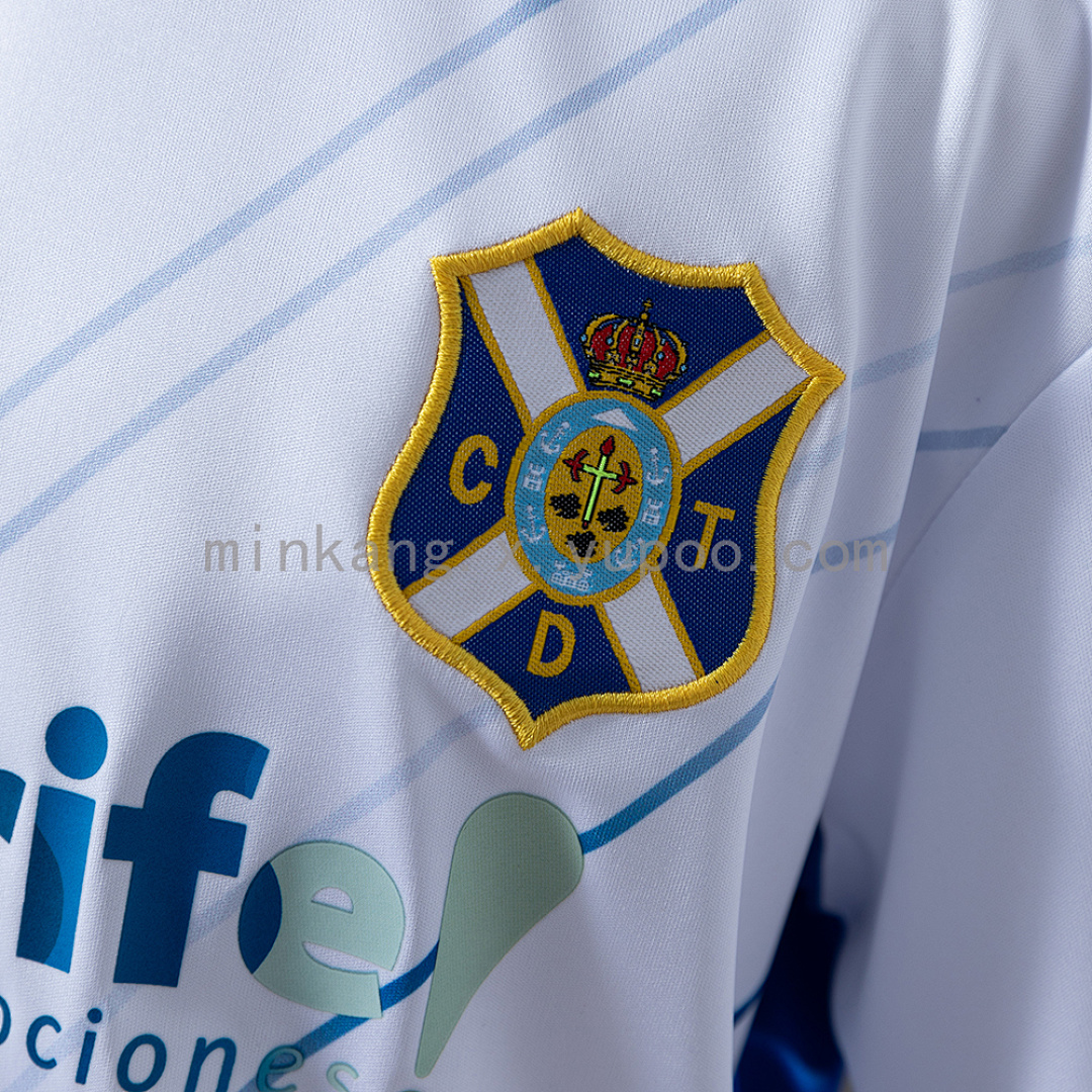 Tenerife 25/26 Home Kids Kit Jersey Size 16-28 8