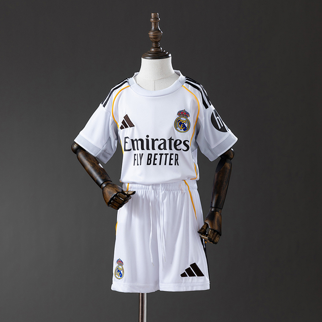 Real Madrid 25/26 Home kids kit Jersey SZIE 16-28 2