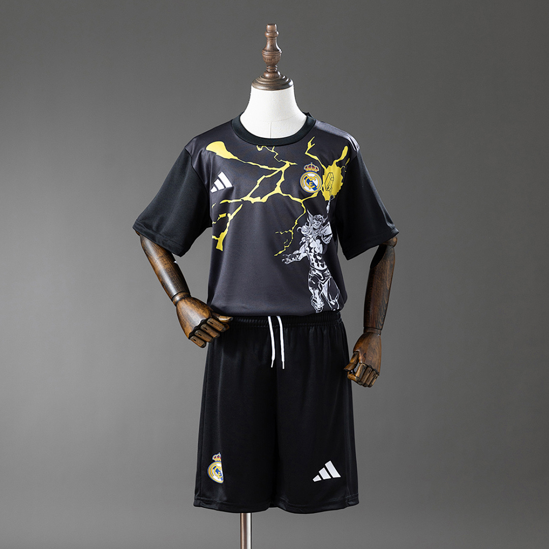 Real Madrid 25/26 Avengers - Pre-Match(Black) Kids Kit Jersey SIZE 16-28 2