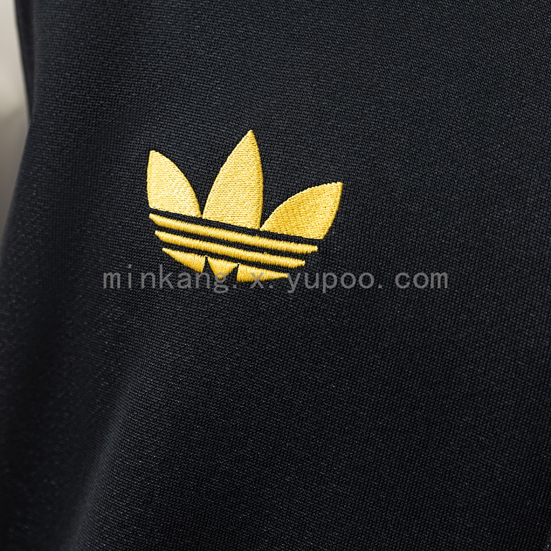 M-U Jacket - White & Black S-XXL 8