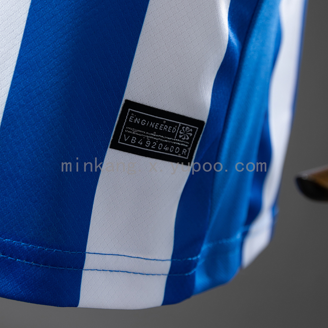 Brighton 25/26 Home Kids kit Jersey SIZE 16-28 11