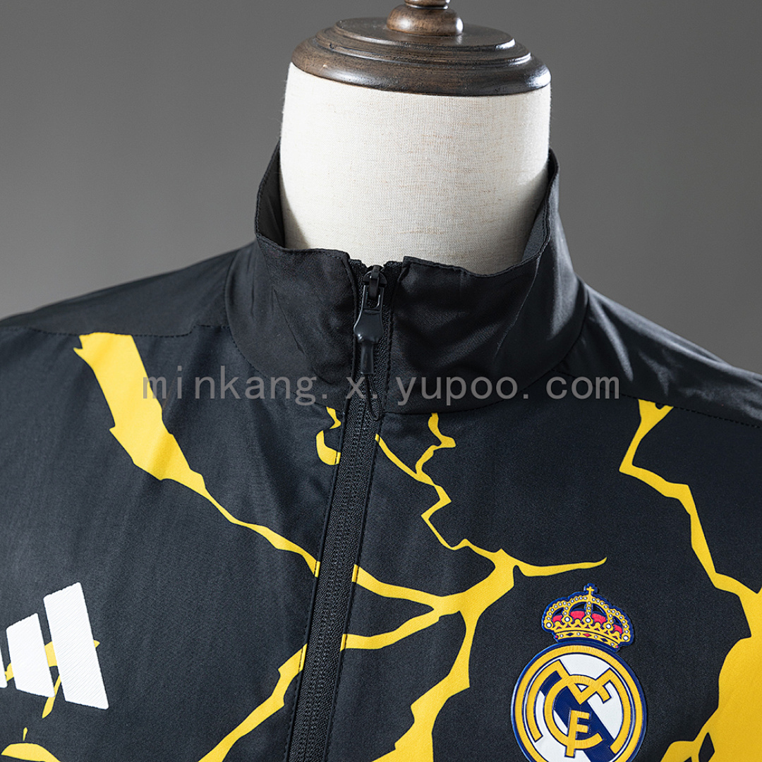 Real Madrid 25/26 Avengers - Pre-Match (Black) Windbreaker S-3XL 10