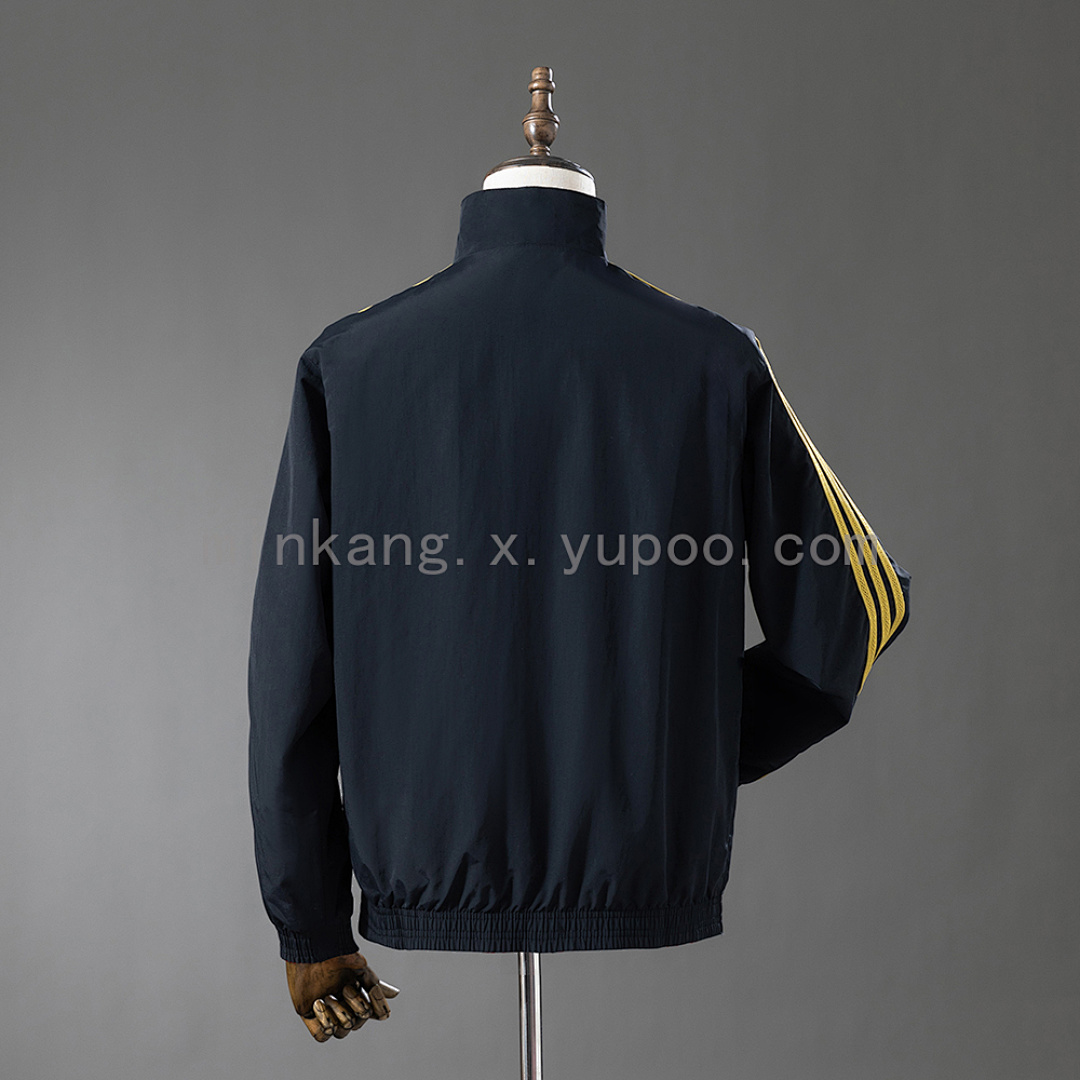 M-U Reversible Jacket Windbreaker - Black & Red S-XXL 6